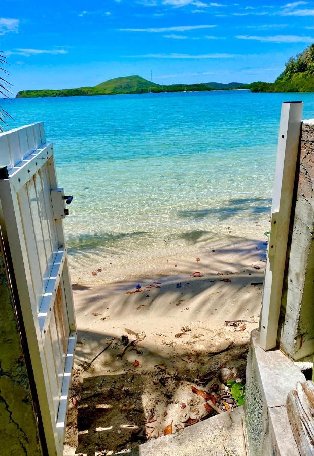 Michelle'S Flat By The Sea Apartment Noumea Bagian luar foto