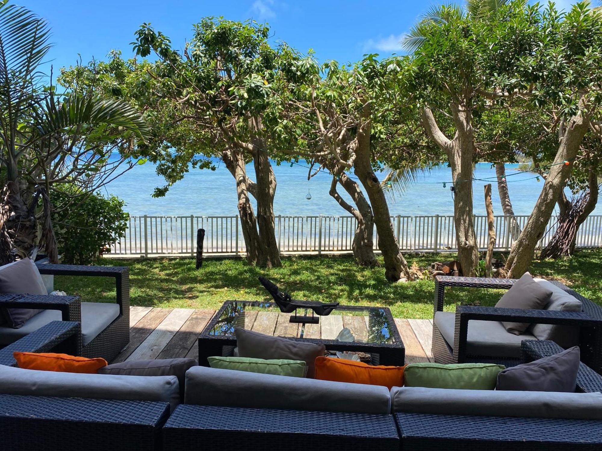 Michelle'S Flat By The Sea Apartment Noumea Bagian luar foto